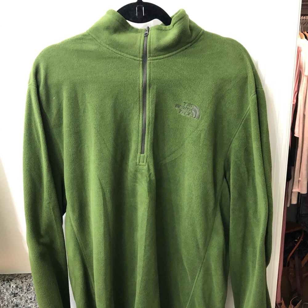 Men’s North Face Half Zip Fleece- Army Green